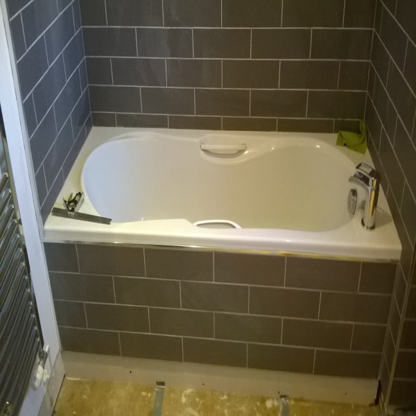 bath fitted in swindon